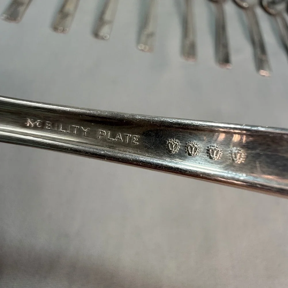 Oneida Caprice Nobility Plate 49 Pc Silverplate Flatware Replacements Art Deco